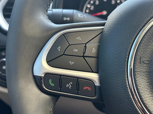 Used 2021 Jeep Renegade Latitude w/ Sun & Sound Group image 17