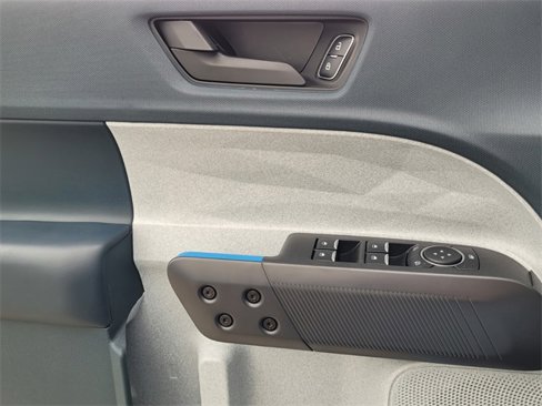 New 2025 Ford Maverick XLT w/ XLT Luxury Package image 15