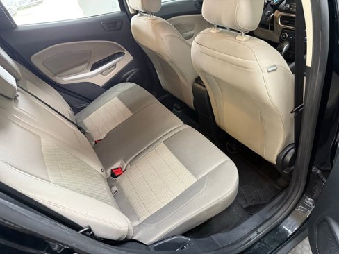 Used 2020 Ford EcoSport S image 25