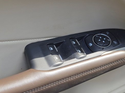 Used 2017 Lincoln MKC Premiere image 21