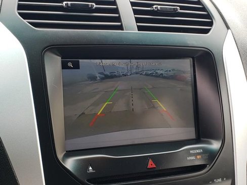 Used 2015 Ford Explorer XLT w/ Equipment Group 202A image 26