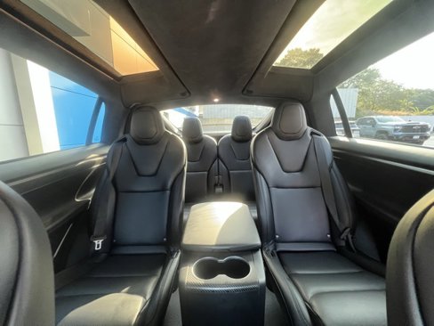 Used 2018 Tesla Model X image 31