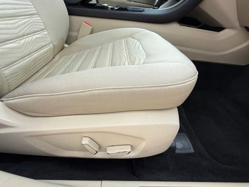 Used 2016 Ford Fusion SE image 30