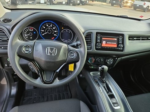 Used 2019 Honda HR-V LX image 17