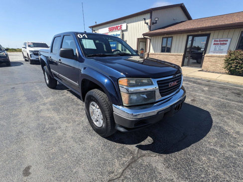 Used 2007 GMC Canyon SLE image 2