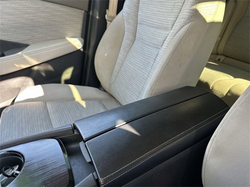 Used 2023 Nissan Rogue SV image 21