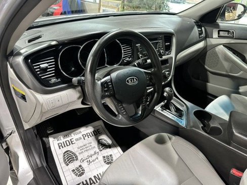 Used 2012 Kia Optima LX w/ Convenience Pkg image 8
