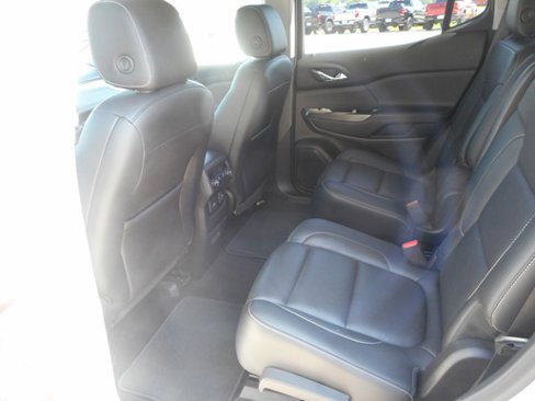 Used 2019 GMC Acadia SLT image 17