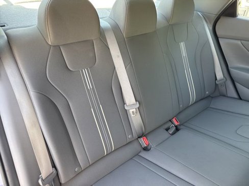 Certified 2023 Hyundai Elantra SEL w/ Convenience Package image 23