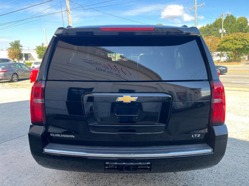Used 2016 Chevrolet Suburban LTZ image 5