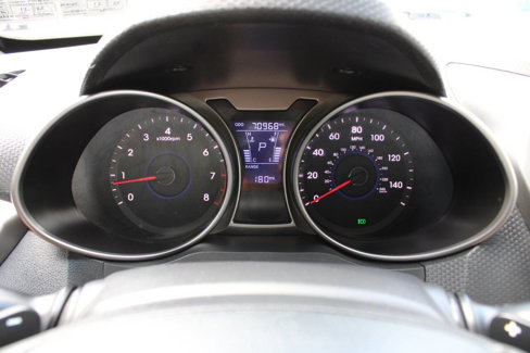 Used 2013 Hyundai Veloster w/ Style Pkg image 37