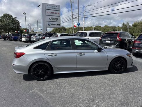 Used 2022 Honda Civic Sport image 2