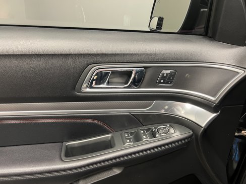 Used 2017 Ford Explorer Sport w/ Equipment Group 401A image 19