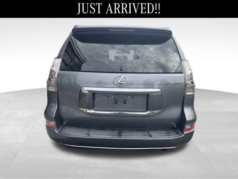 Used 2019 Lexus GX 460 Premium w/ Premium Package image 5