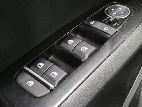 Used 2023 Kia Soul LX w/ LX Technology Package image 27