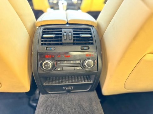Used 2013 BMW M5 image 31