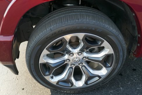 Used 2020 RAM 1500 Limited image 14