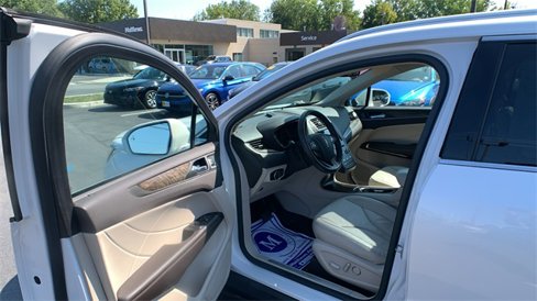 Used 2017 Lincoln MKC Reserve w/ Lincoln MKC Climate Package image 9