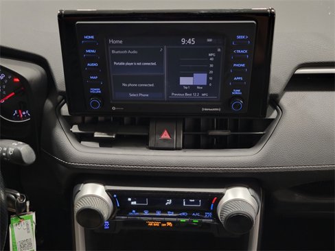 Used 2020 Toyota RAV4 LE image 21