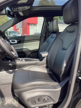New 2025 Jeep Compass Limited w/ Sun and Sound Group image 7