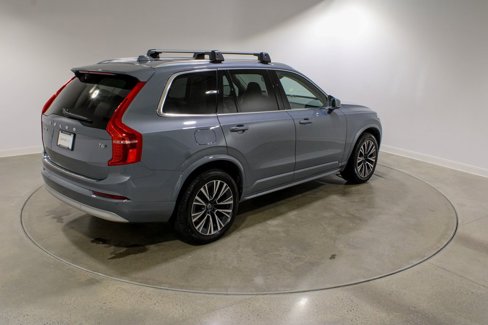Used 2022 Volvo XC90 T6 Momentum w/ Climate Package image 5
