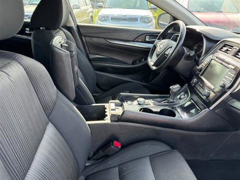 Used 2020 Nissan Maxima 3.5 S w/ Floor Mat Group image 10