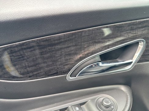 Used 2016 Buick Encore FWD image 19