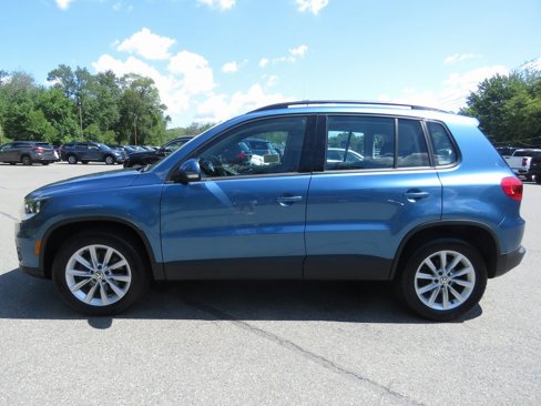 Used 2017 Volkswagen Tiguan Limited w/ Premium Package image 9