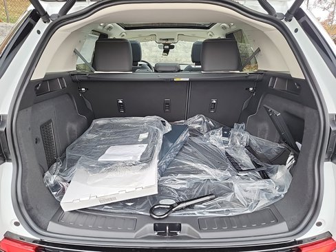 Used 2025 Land Rover Discovery Sport S image 13