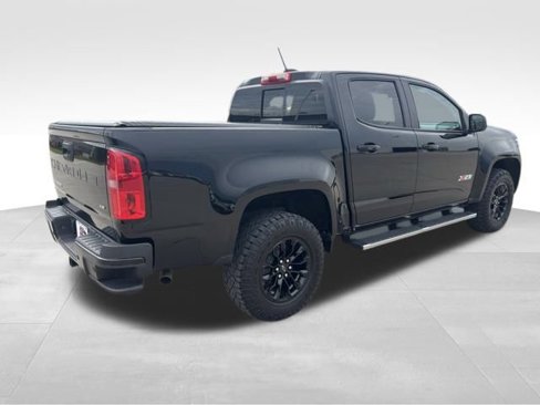 Certified 2021 Chevrolet Colorado Z71 w/ Z71 Midnight Edition image 6