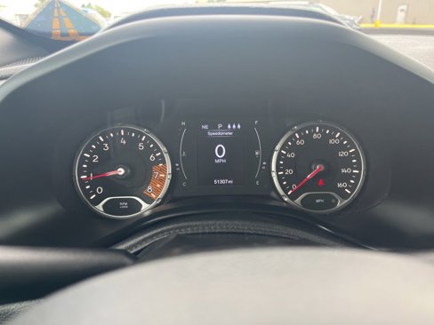 Used 2019 Jeep Renegade Latitude image 16