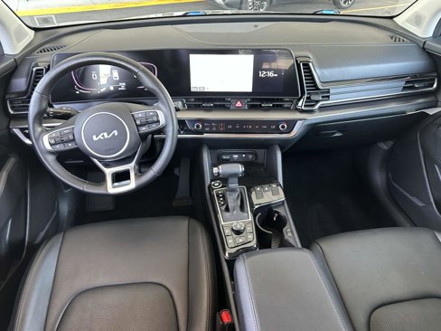 Used 2023 Kia Sportage EX image 16