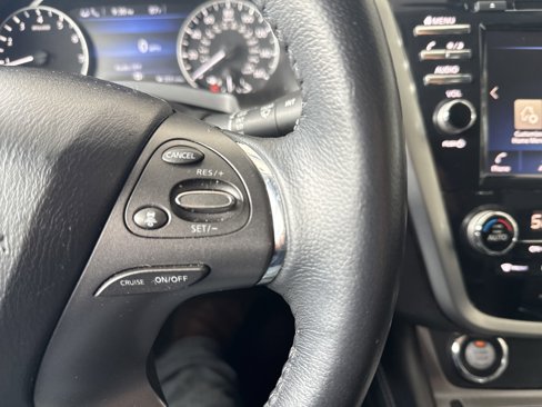 Used 2023 Nissan Murano SV image 31