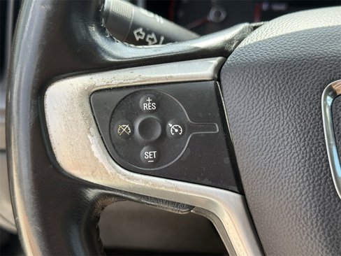 Used 2016 GMC Canyon SLE image 16