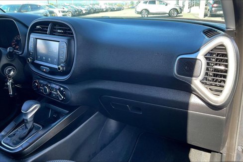Certified 2020 Kia Soul LX image 24