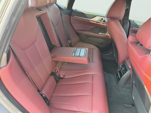 Used 2022 BMW i4 eDrive40 image 27