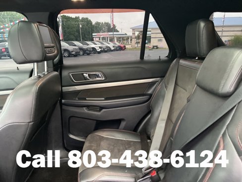 Used 2018 Ford Explorer XLT w/ Equipment Group 202A image 15