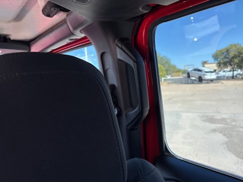 Used 2019 Jeep Wrangler Unlimited Sport image 41