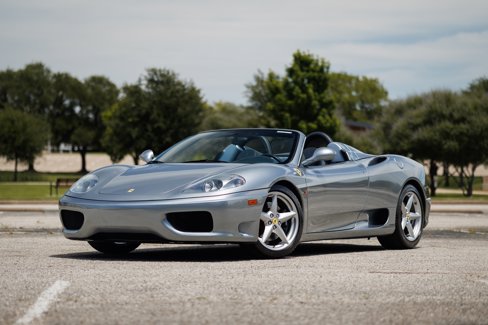 Used 2004 Ferrari 360 Spider image 2