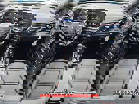 New 2025 Chevrolet Trax RS w/ Driver Confidence Package image 8