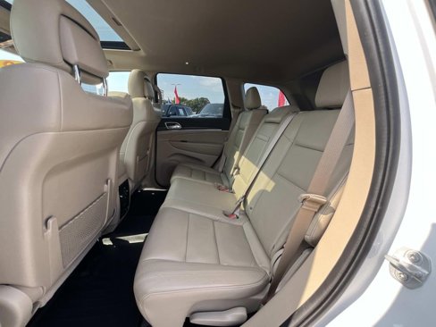 Used 2020 Jeep Grand Cherokee Limited image 12
