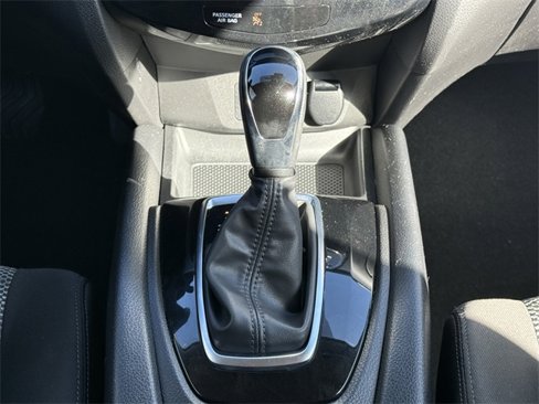 Used 2021 Nissan Rogue Sport SV image 26