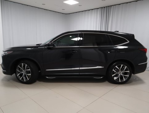 Used 2022 Acura MDX FWD w/ Technology Package image 2
