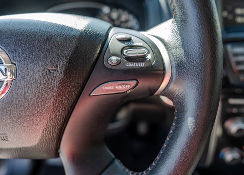 Used 2019 Nissan Pathfinder SL image 17
