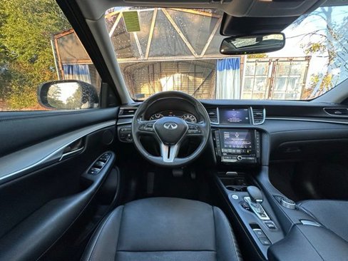 Used 2022 INFINITI QX50 Luxe image 17