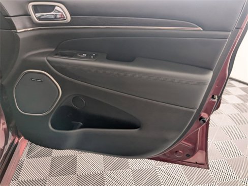 Used 2018 Jeep Grand Cherokee High Altitude image 36