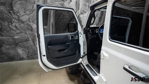 Used 2021 Jeep Gladiator Sport image 4