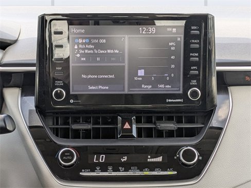 Used 2022 Toyota Corolla LE image 16