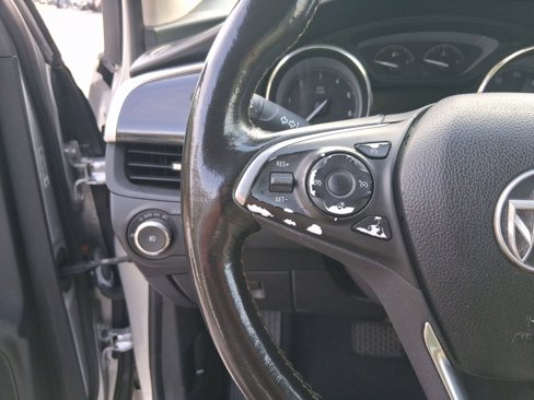 Used 2017 Buick Envision Essence image 16