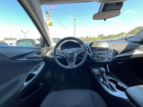 Used 2024 Chevrolet Malibu LT image 34